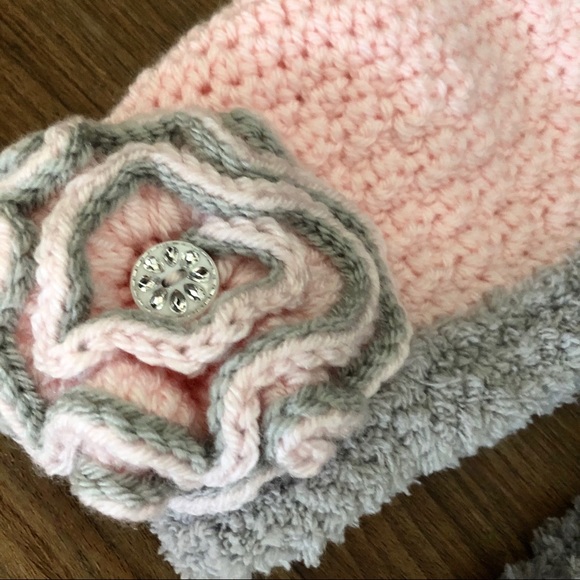 Pink Hand Knit Hat with Matching Booties - Picture 3 of 3